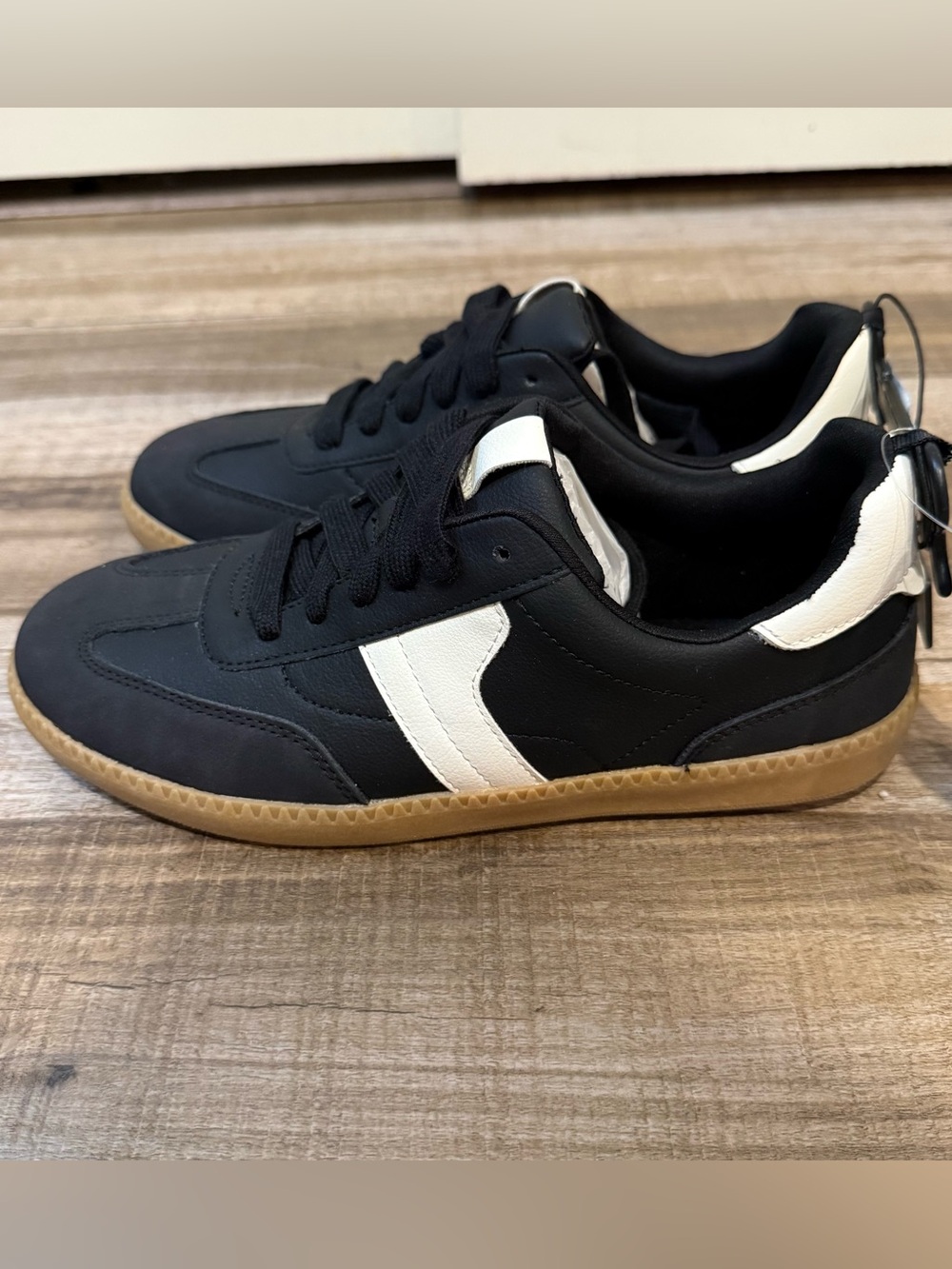 Wonder nation sneakers